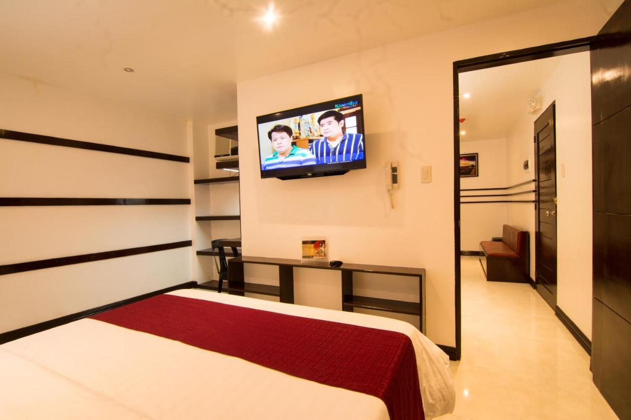Diamond Hotel And Resto Катарман Экстерьер фото